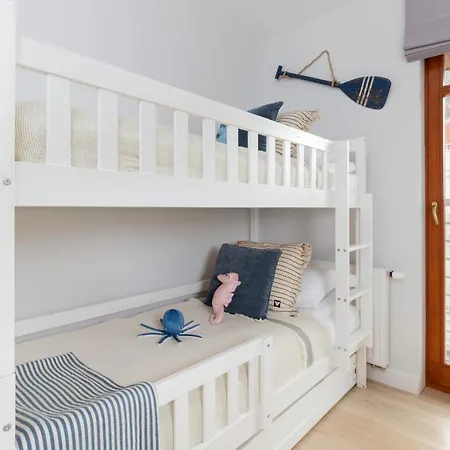 公寓 Neptun Park By Renters *